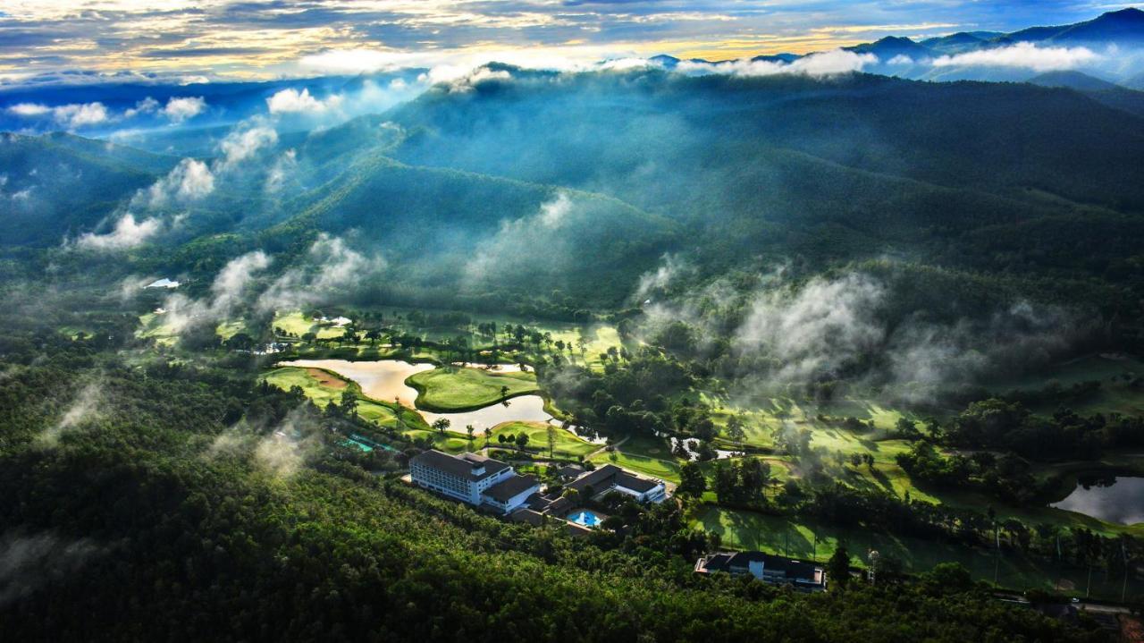 Alpine Golf Resort Chiang Mai Ban Huai Sai Nua Exterior foto